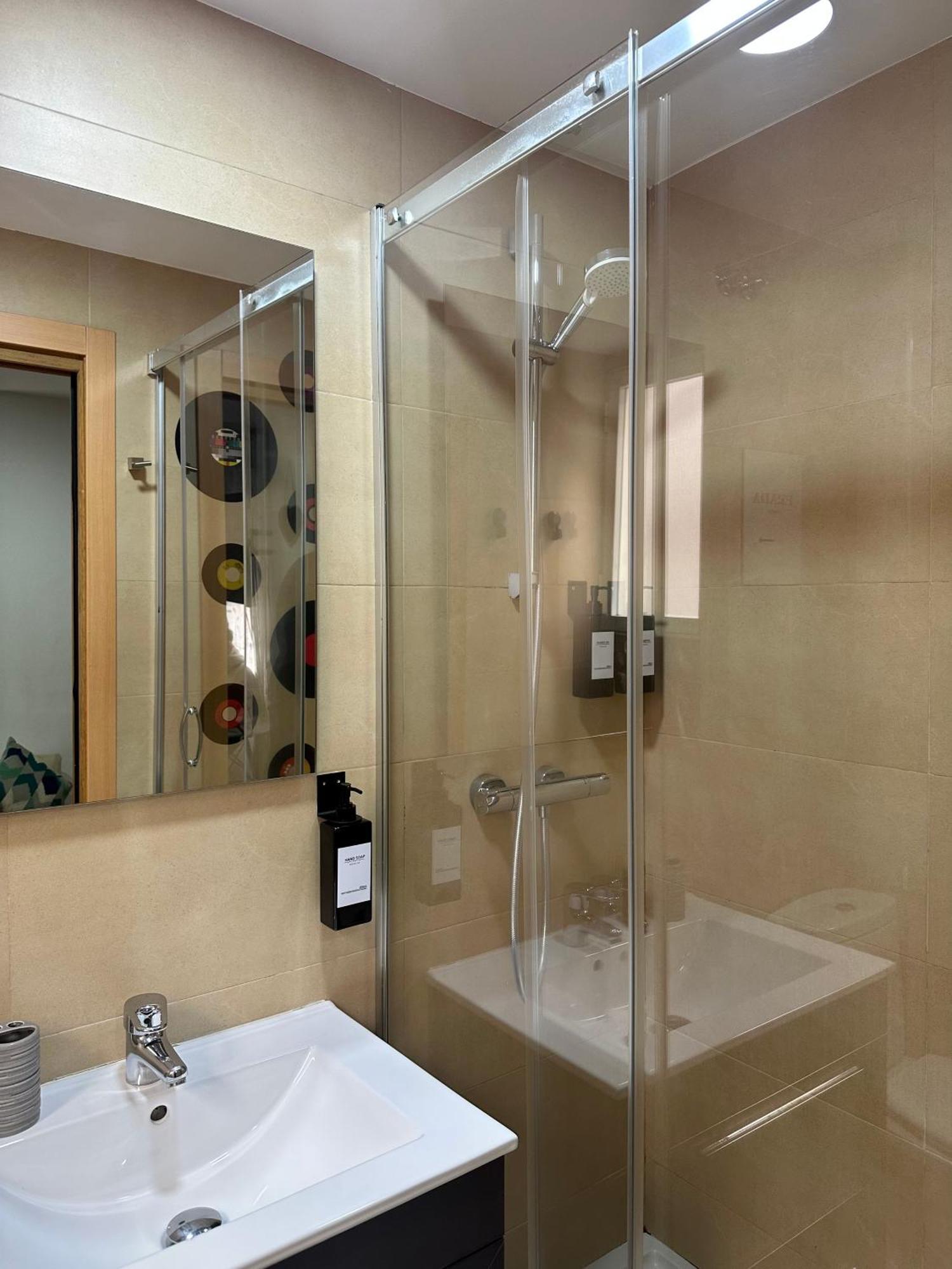Apartamento En Santiago Bernabeu Madrid Esterno foto